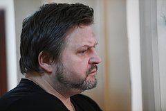Отсидевший в колонии бывший губернатор пошел работать на кондитерскую фабрику